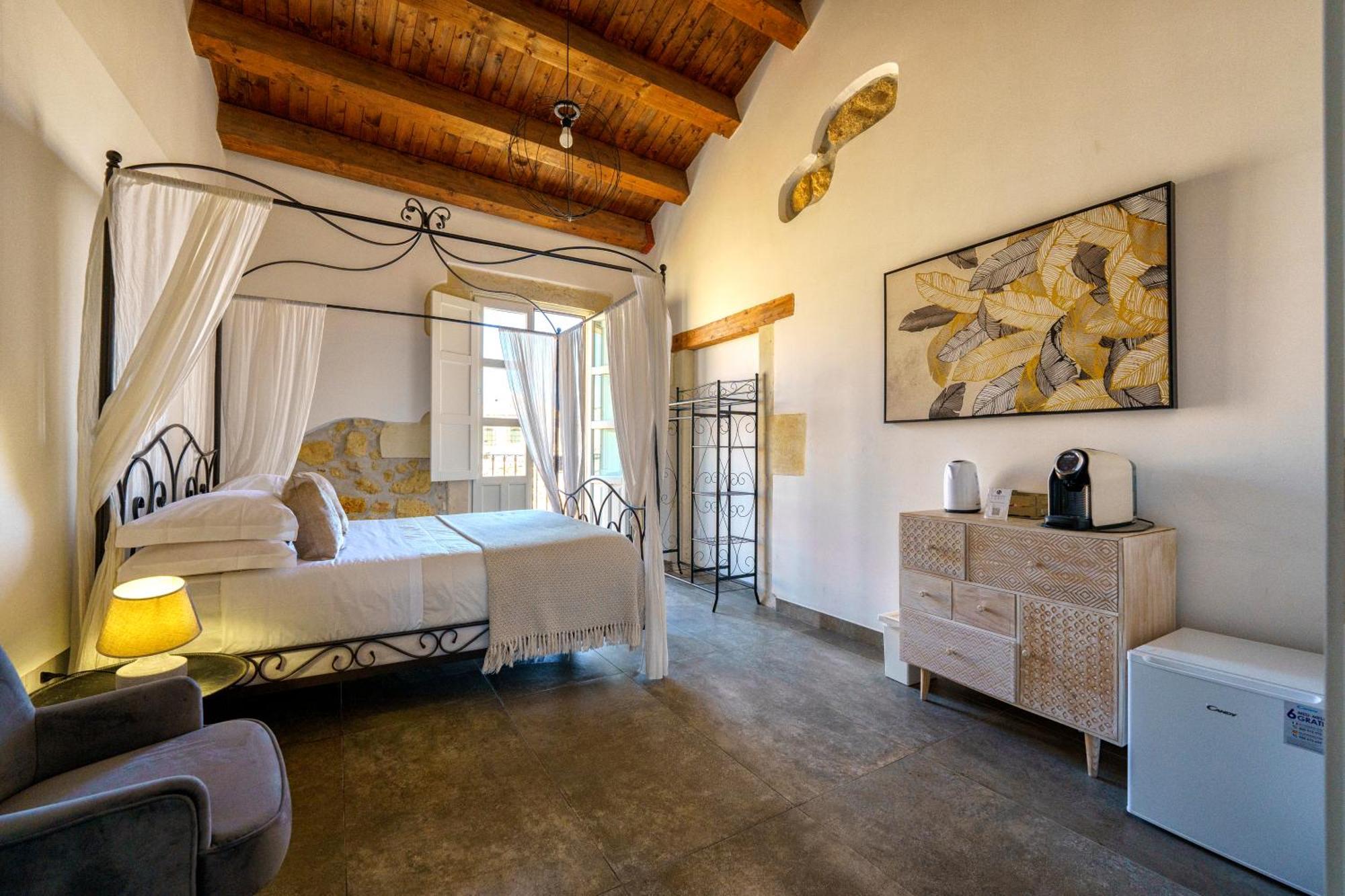 Ortigia Boutique Palace Aparthotel Syracuse